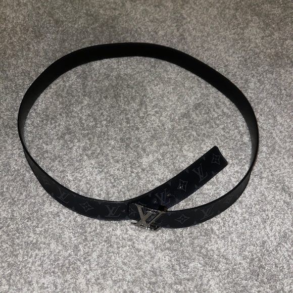 Men’s Louis Vuitton Initiales 40MM Reversible - Picture 3 of 7